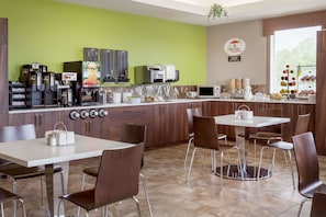 Esmorzar diari continental gratuït