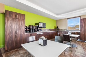 含每日歐陸早餐