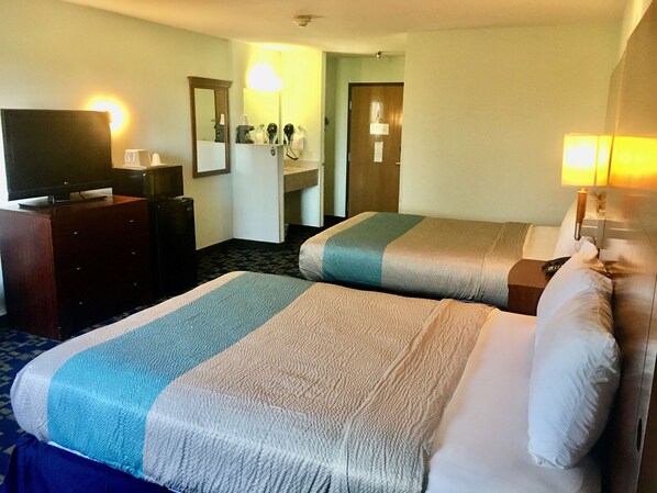 Standard Room, 2 Queen Beds, Non Smoking, Refrigerator & Microwave