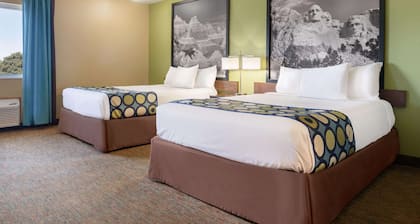 Super 8 by Wyndham Sioux Falls