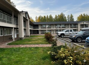 Exterior - Quesnel Inn (Quesnel)