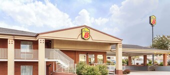 薩利納/風景山區溫德姆速 8 飯店