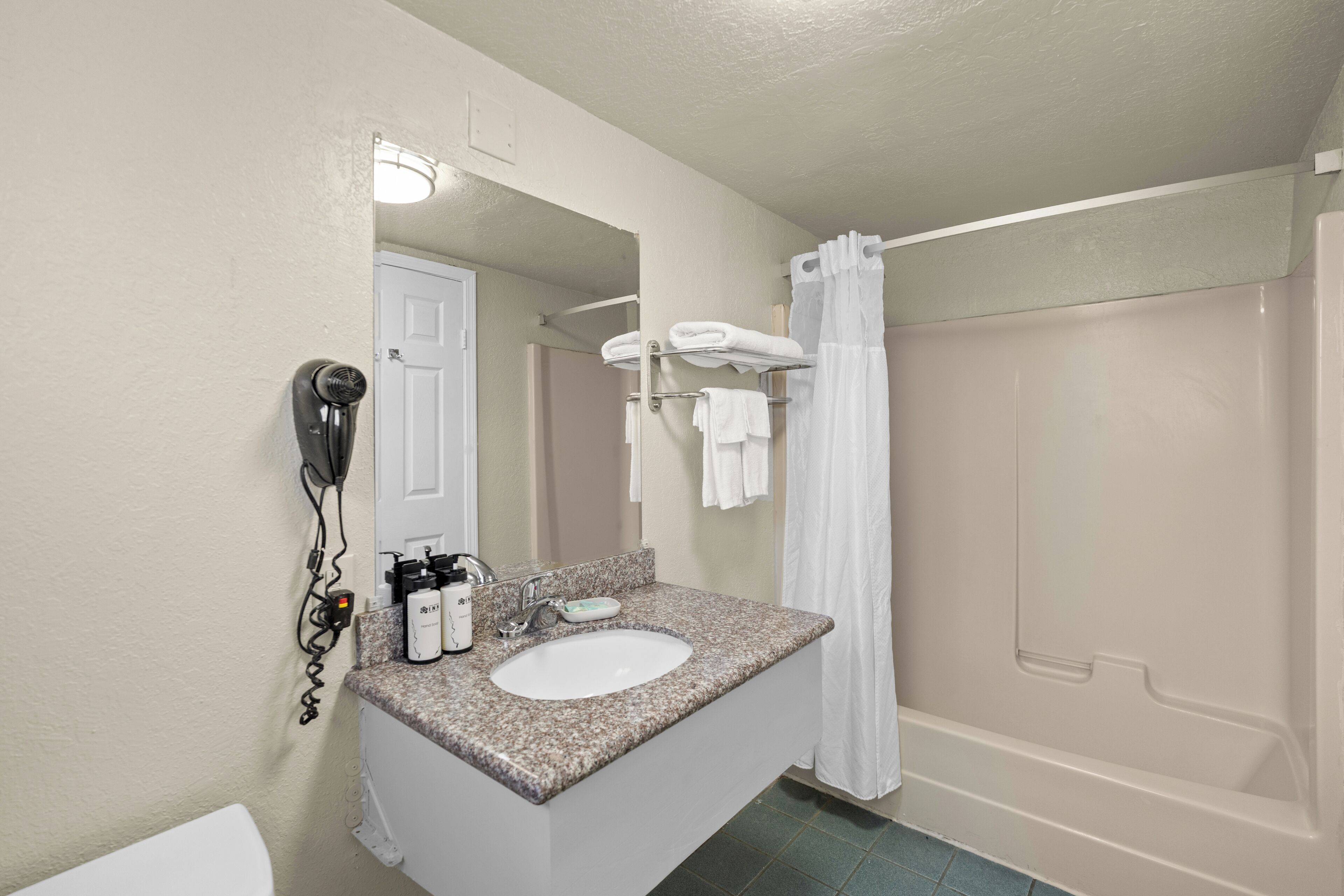 Room, 2 Queen Beds | Bathroom