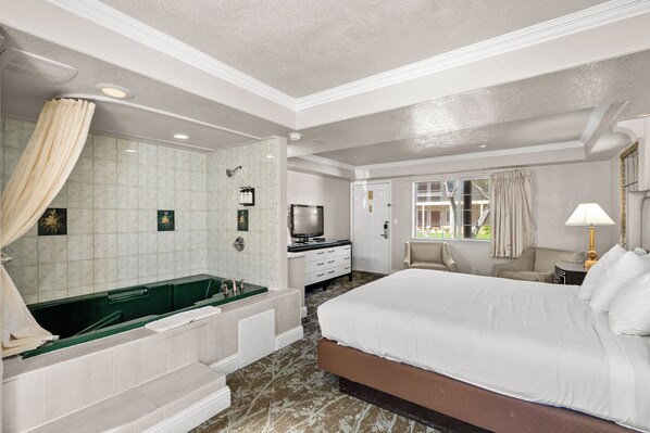 Estudio, 1 cama King size (Whirlpool) | Tabla de planchar con plancha, wifi gratis y ropa de cama 