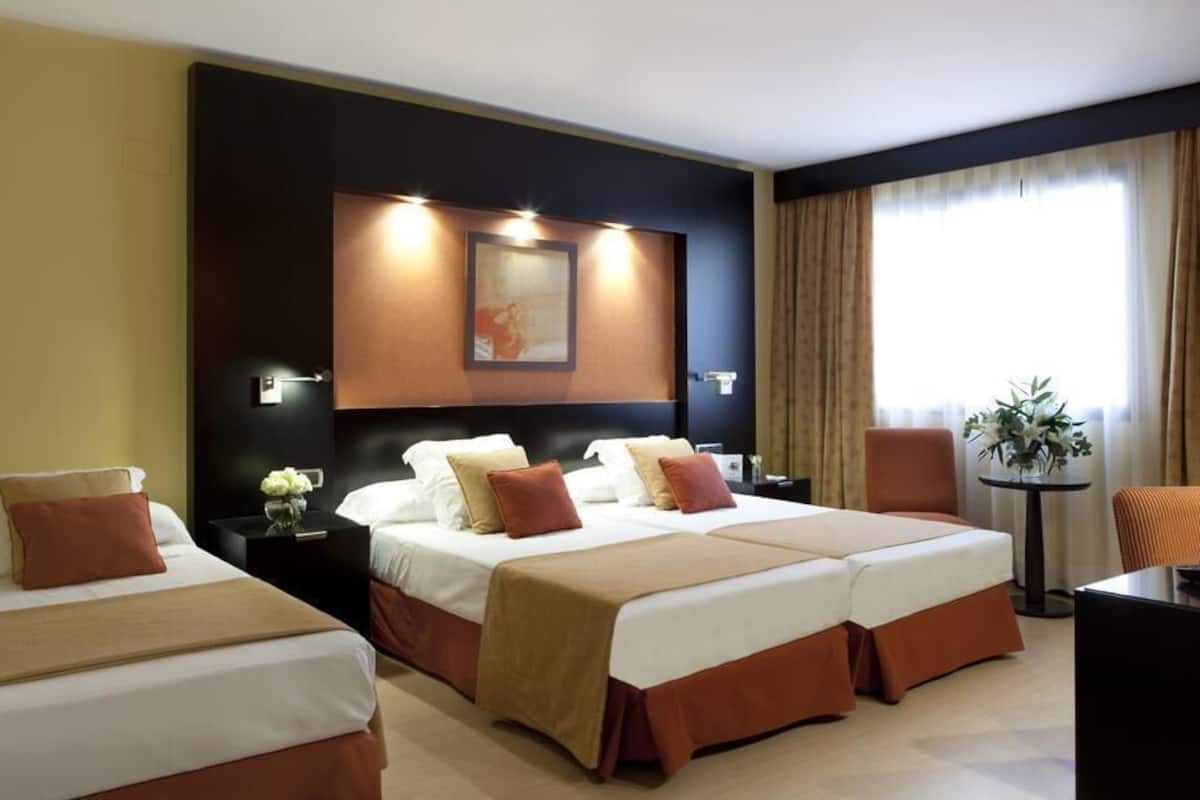 1 bedroom, minibar, in-room safe, desk