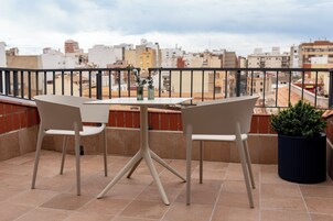 Estudio Deluxe, 1 cama doble con sofá cama, no fumadores | Terraza o patio
