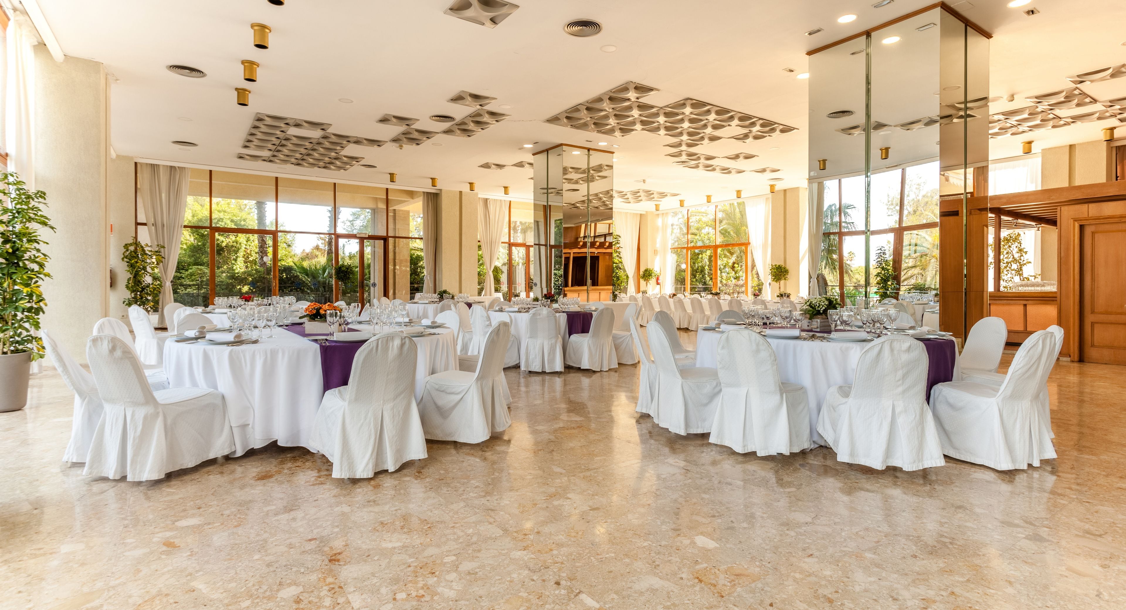 Foto - Intelier Orange