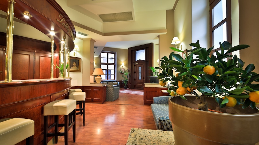 Hotel Carlton