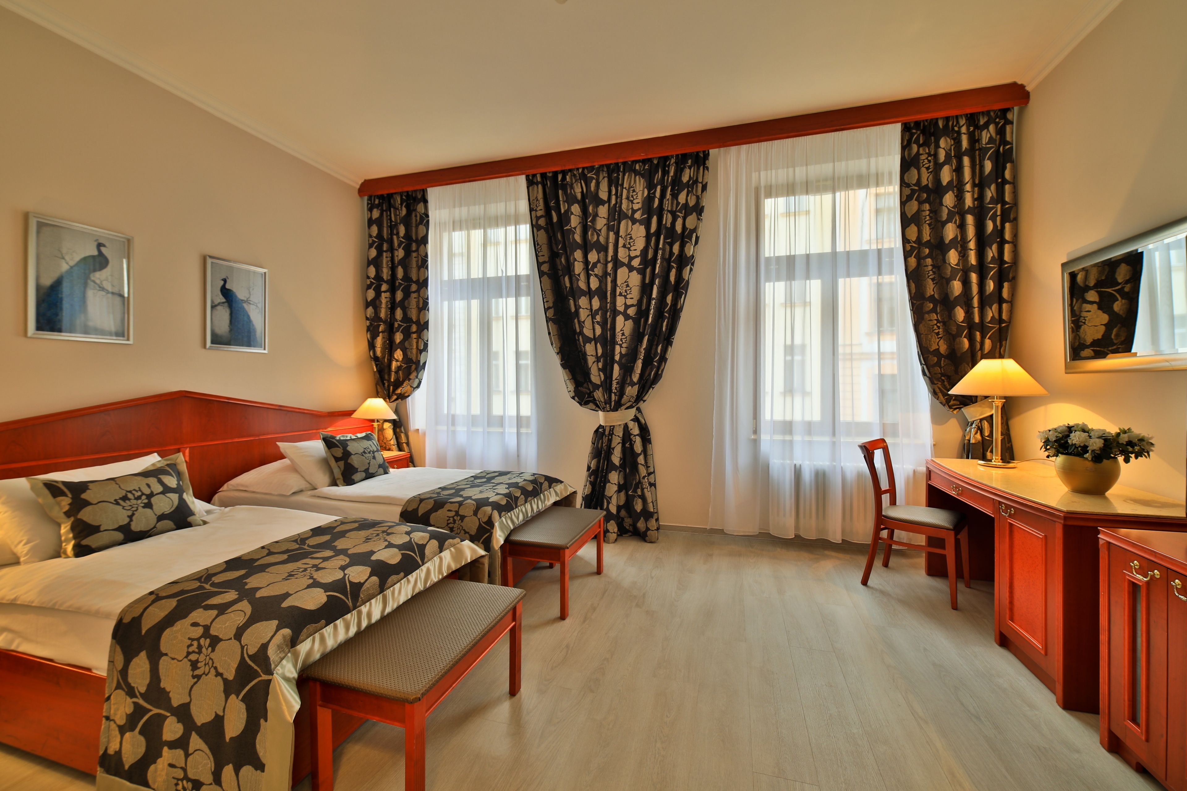 standard double or twin room | minibar, in-room safe, free cots/infant beds, free wifi
