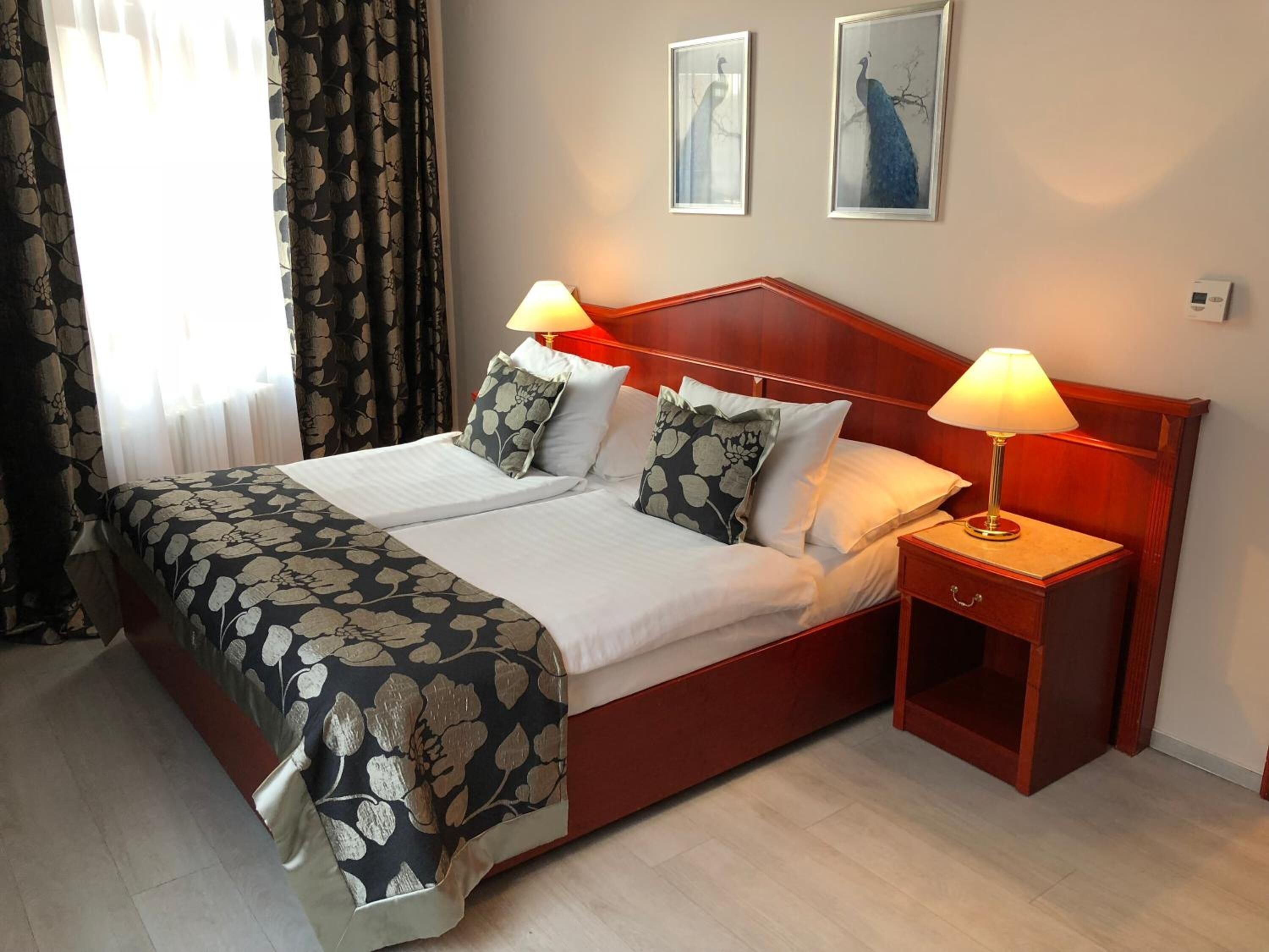 minibar, in-room safe, free cots/infant beds, free wifi