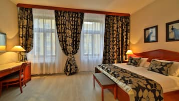 Standard Double or Twin Room | Minibar, in-room safe, free cots/infant beds, free WiFi