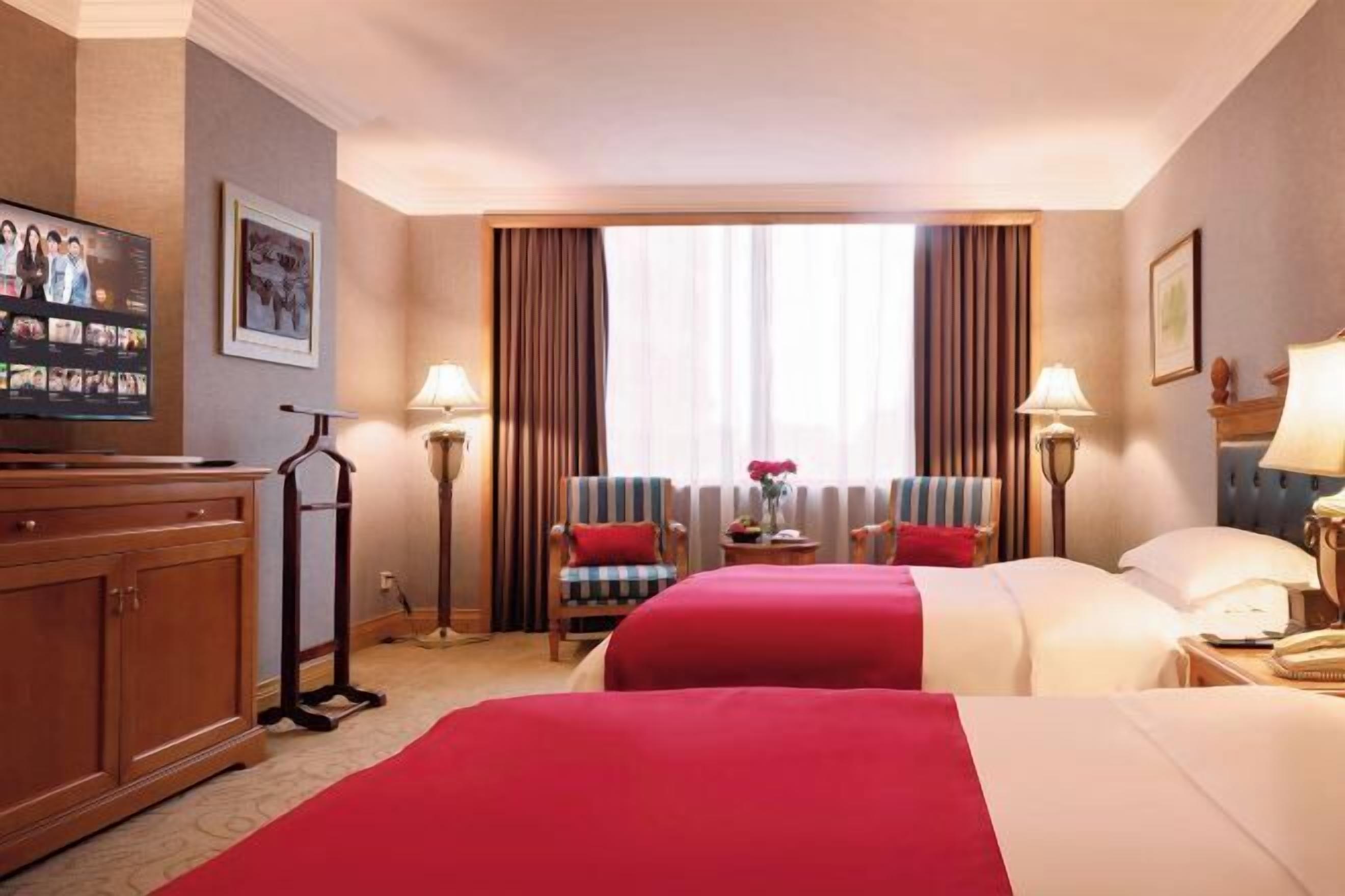 Down comforters, free minibar, in-room safe, individually decorated