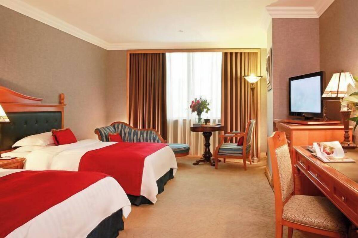 Down comforters, free minibar, in-room safe, individually decorated