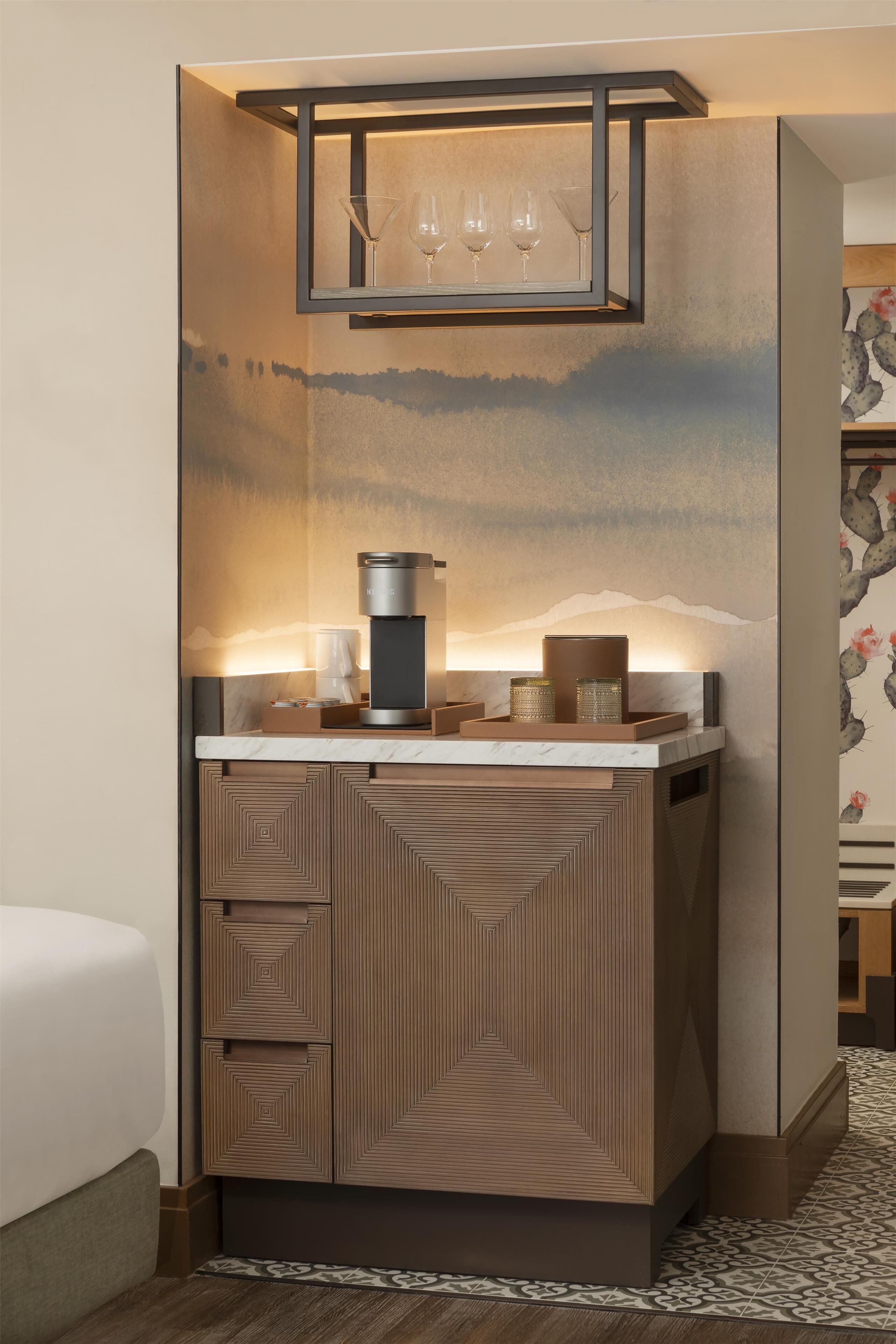 TV LCD 65 polegadas com canais a cabo, TV, dock para iPod