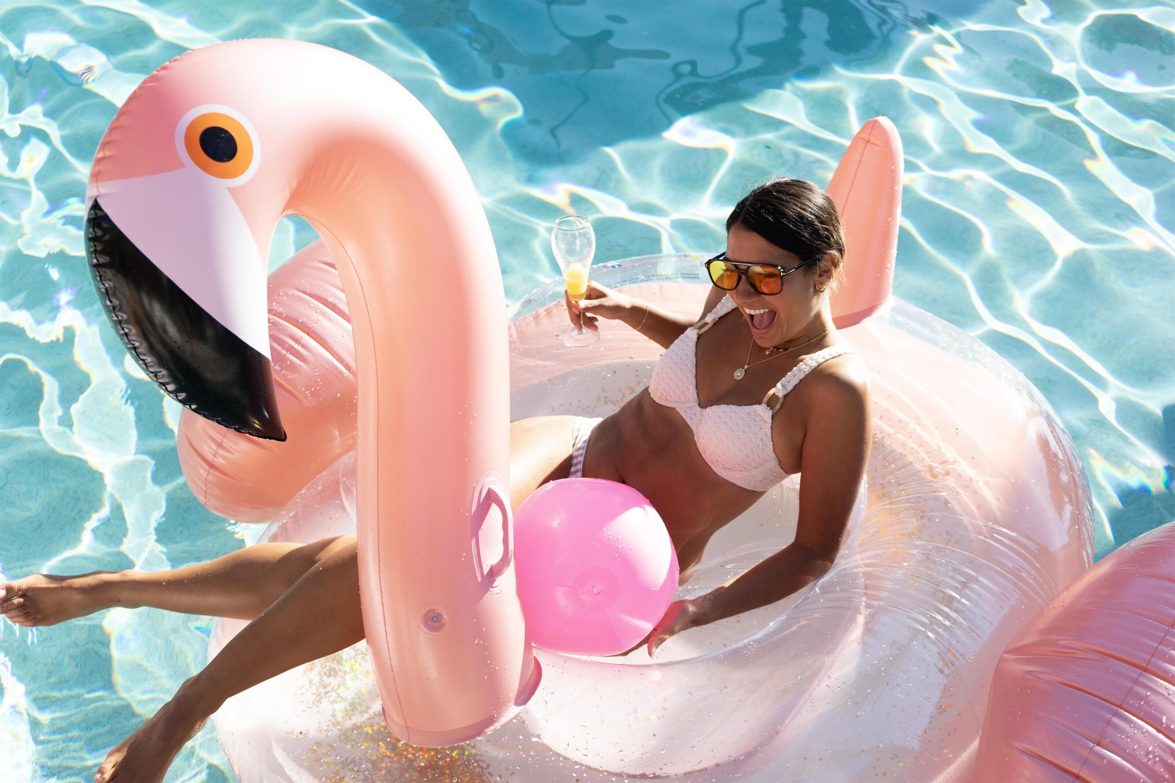 2 albercas al aire libre y camas balinesas (con cargo) 