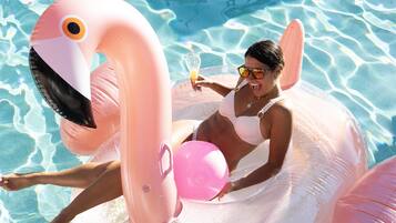 2 outdoor pools, pool cabanas (surcharge), pool umbrellas