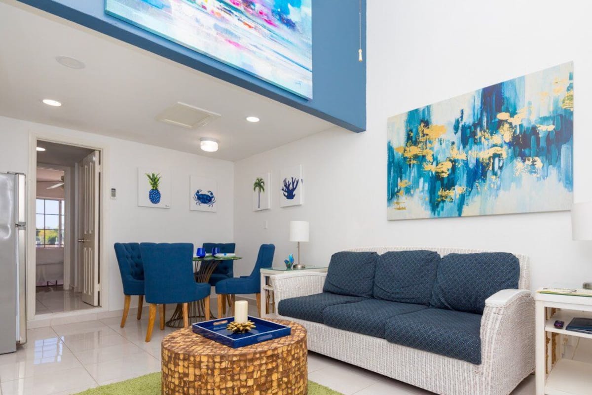 Standard Apartment, 1 Bedroom | Living area | 42-inch TV with cable channels