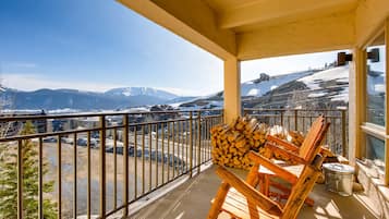 Room, 2 Bedrooms (Plaza -4 Peak /  2bath room 336) | Balcony