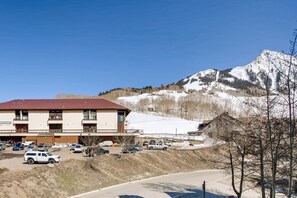 Room, 3 Bedrooms (Plaza -3 Peak /  3bath room 340) | View from room