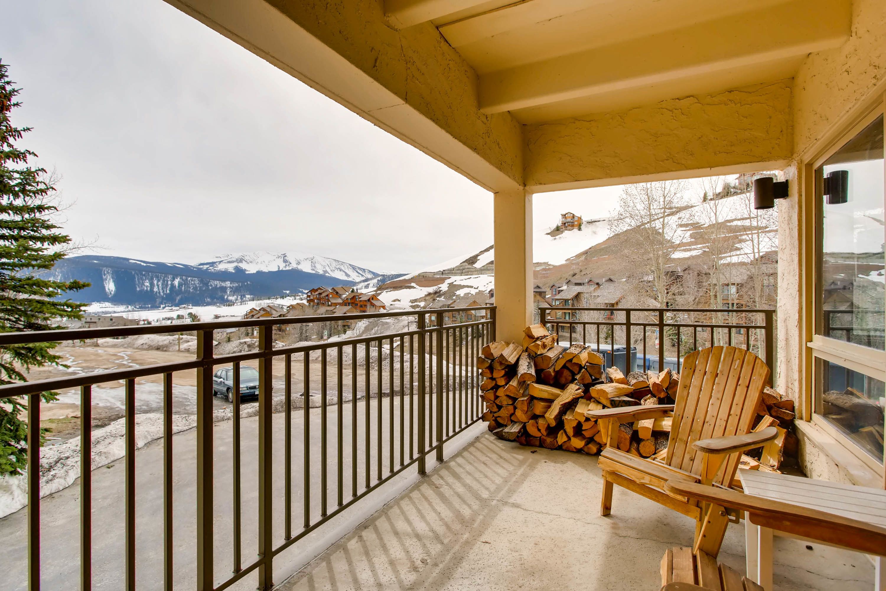 Room, 2 Bedrooms (Plaza -4 Peak /  2bath room 136) | Balcony