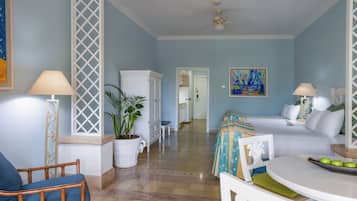 Junior Suite Ocean View | Literie de qualité supérieure, couette en duvet d'oie, surmatelas