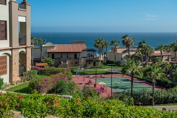 Tennis court at Pueblo Bonito Sunset Beach Golf & Spa Resort - All Inclusive