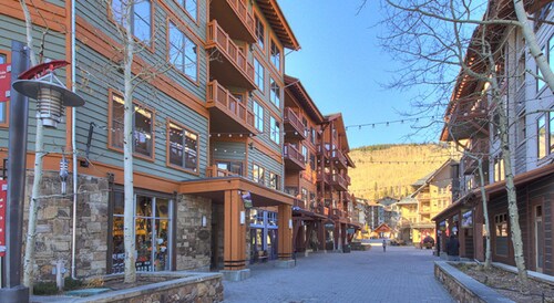 Copper One at Center Village by Copper Mountain Lodging