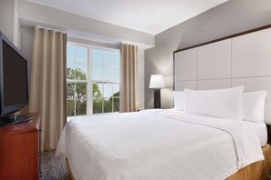 Desk, laptop workspace, blackout curtains, iron/ironing board - Homewood Suites by Hilton Columbus-Dublin (Dublin)