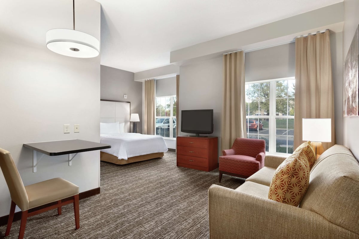 In-room safe, desk, laptop workspace, blackout curtains