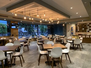 Restaurant - Holiday Inn Express Mexico Basilica by IHG (Mexico City)