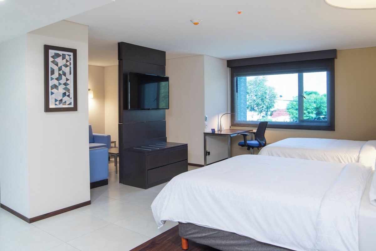Premium bedding, in-room safe, desk, blackout curtains