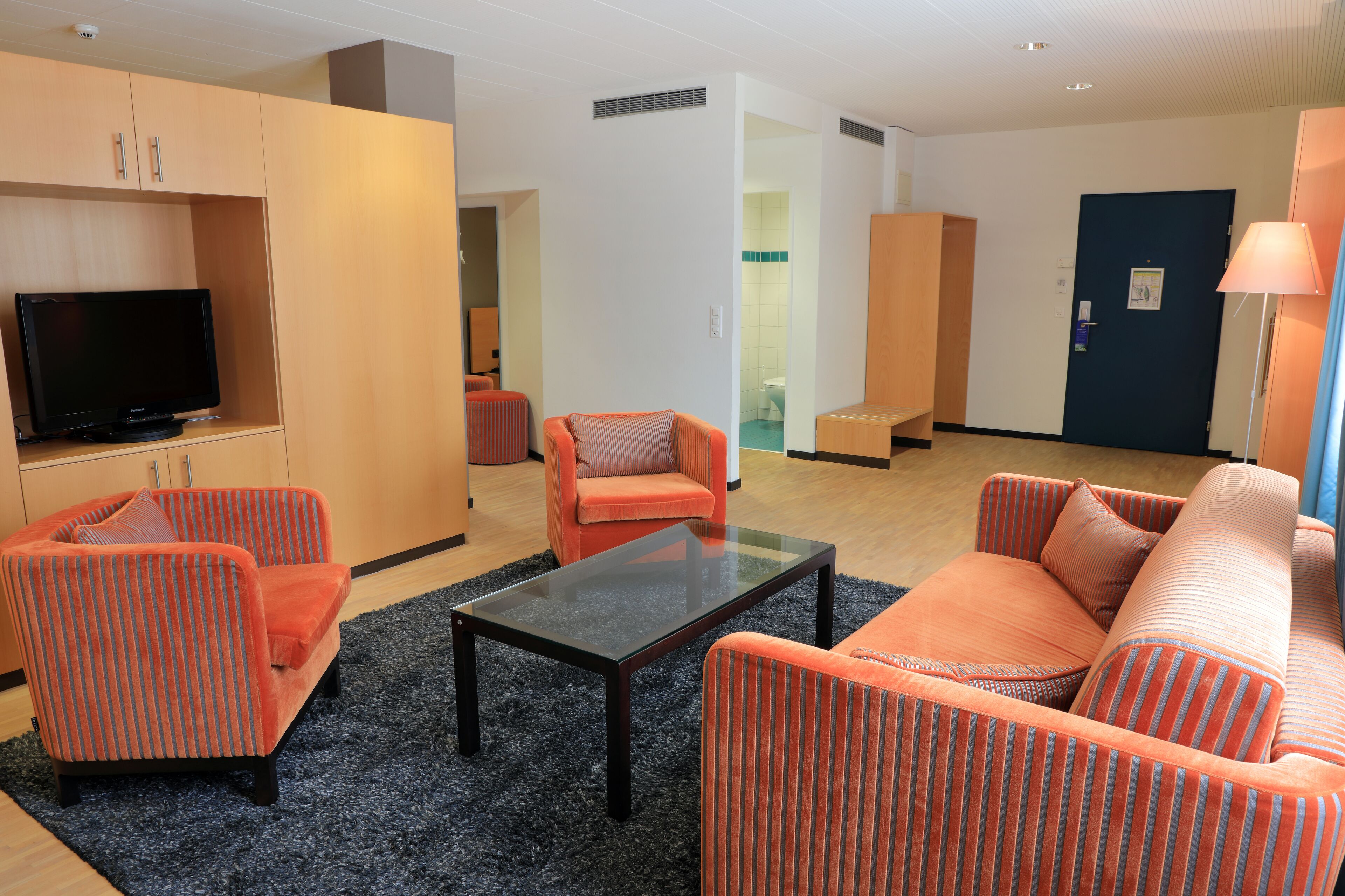 suite | 1 bedroom, hypo-allergenic bedding, free minibar, in-room safe