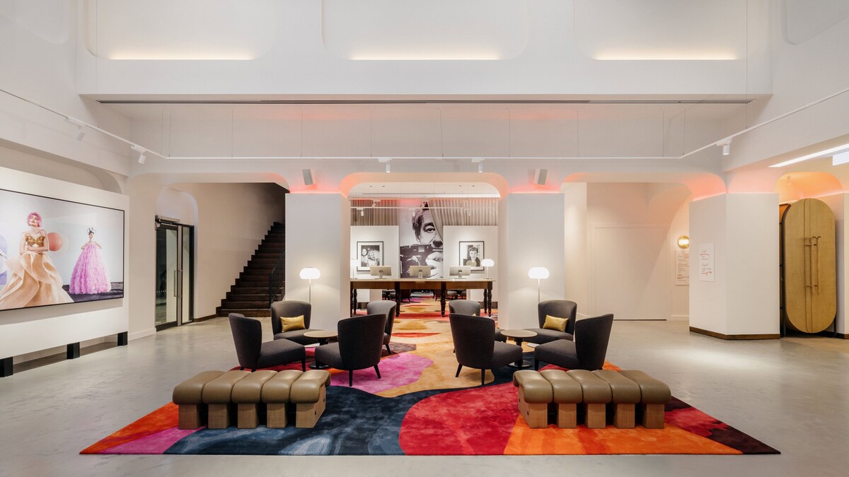 Hotel Indigo Melbourne on Flinders by IHG