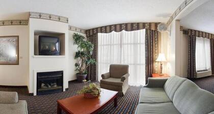 Holiday Inn Express Hotel & Suites Laurinburg by IHG