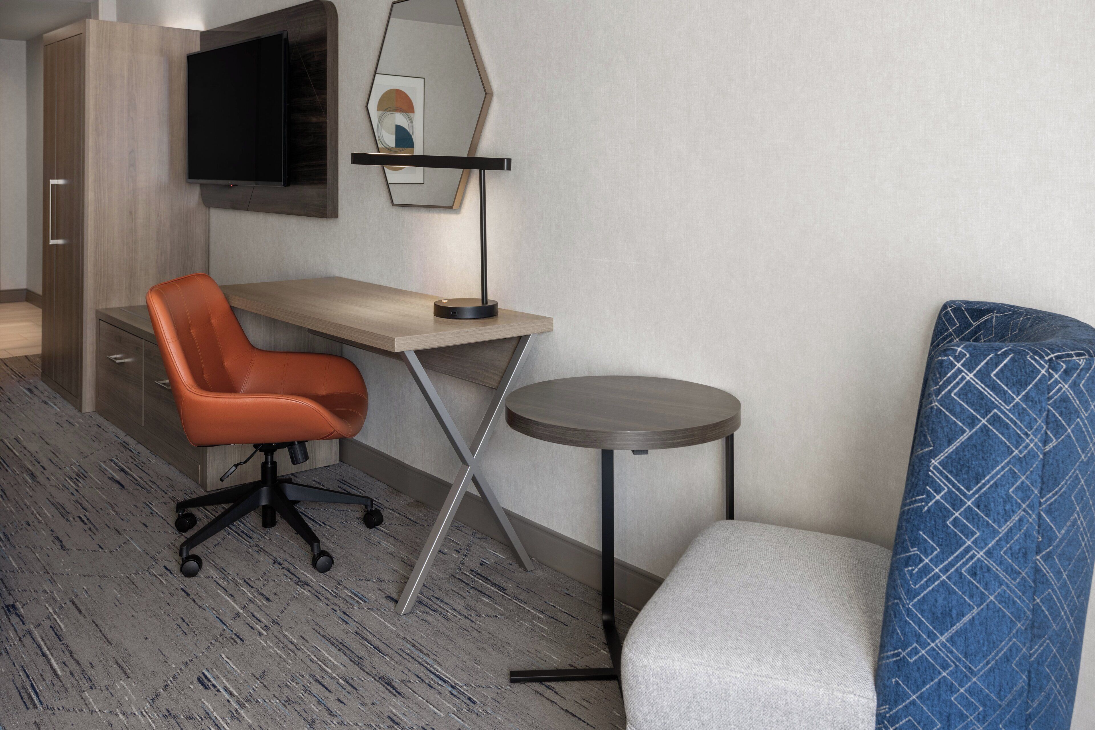 1 bedroom, in-room safe, desk, blackout curtains