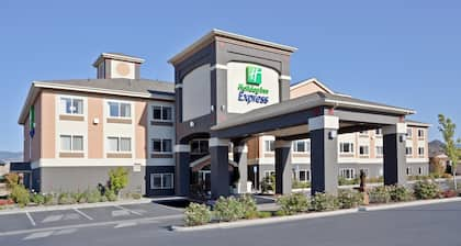 Holiday Inn Express & Suites Ashland, an IHG Hotel