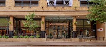 Clayton Hotel Belfast City