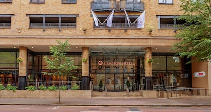 Clayton Hotel Belfast City