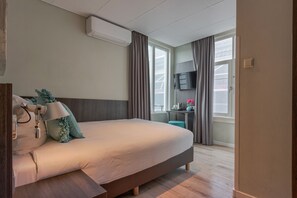 Chambre Standard, 1 lit double | Coffres-forts dans les chambres, décoration personnalisée