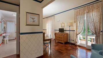 Deluxe Double Room (Superior)