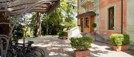 Entrada de la propiedad