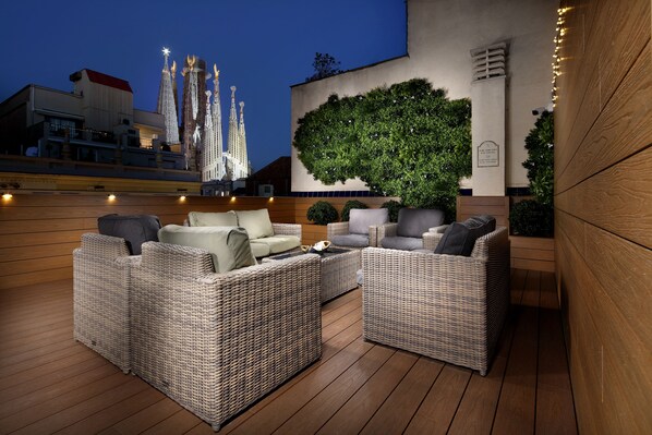 Exterior - Aparthotel Hispanos 7 Suiza (Barcelona)