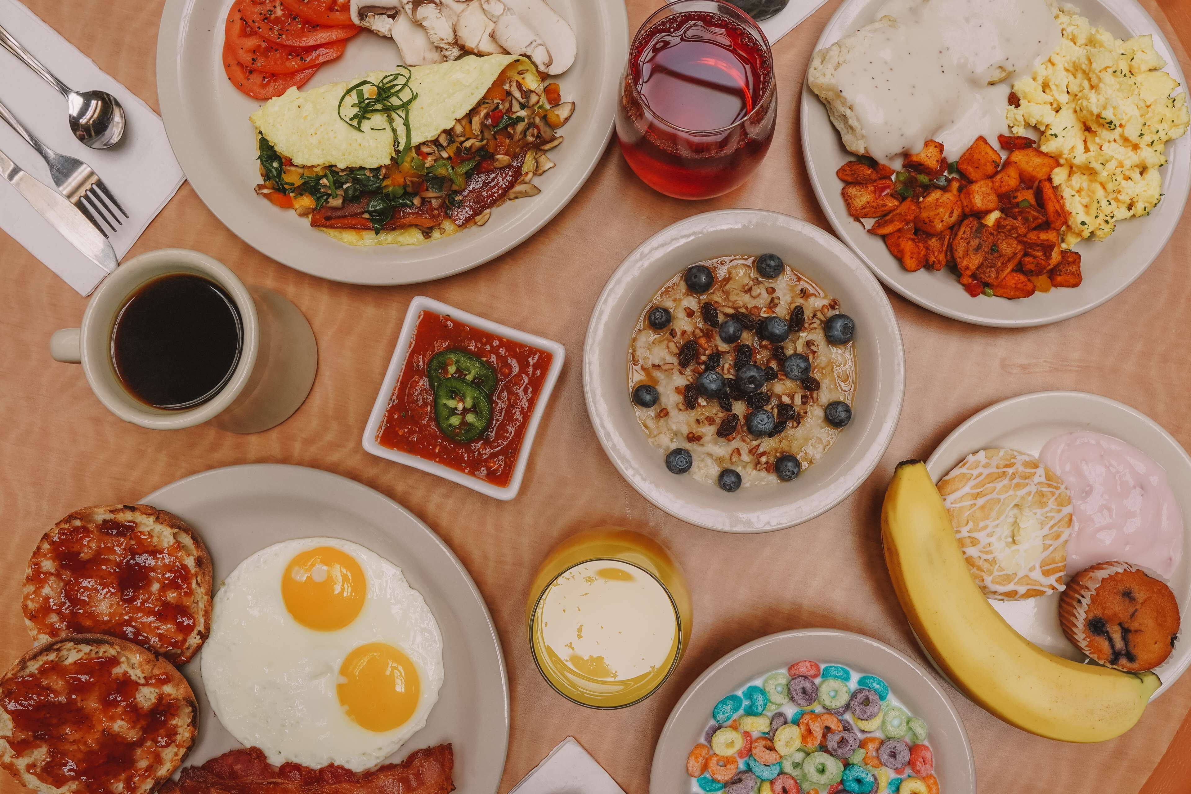 free daily cooked-to-order breakfast