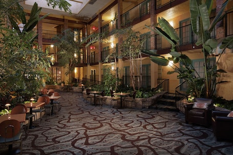 Lobby. Embassy Suites Lubbock