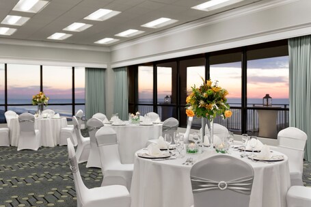 DoubleTree Resort by Hilton Myrtle Beach Oceanfront - Image 19
