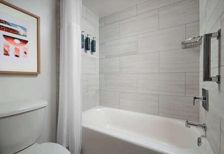 DoubleTree Resort by Hilton Myrtle Beach Oceanfront - Image 10