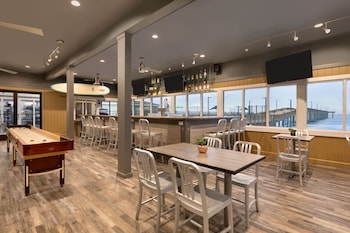 Daily full breakfast (USD 25.00 per person) at DoubleTree Resort by Hilton Myrtle Beach Oceanfront