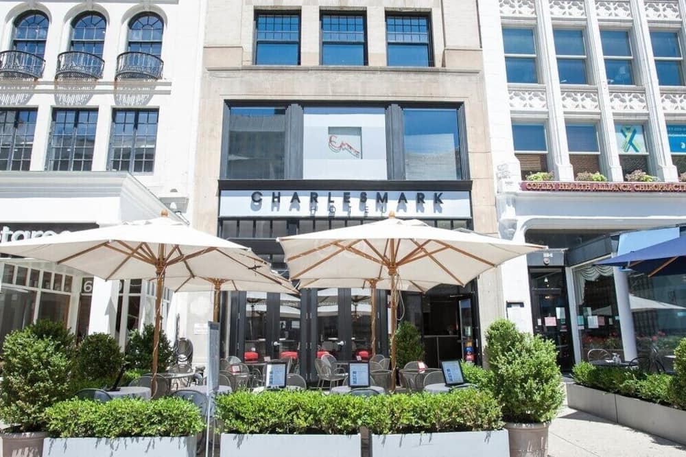 Charlesmark Hotel