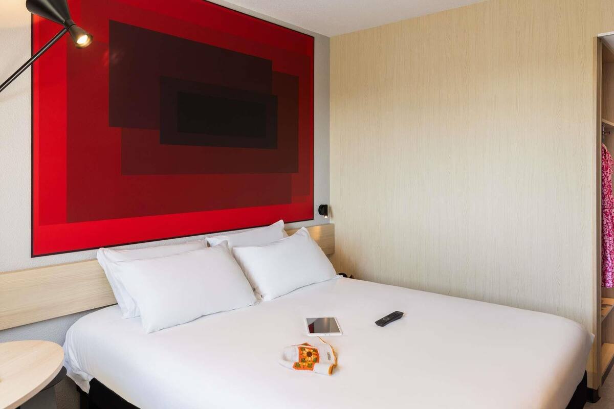 Kamar Double Superior, 1 Tempat Tidur Double | Seprai premium, meja kerja, dan ruang kerja ramah laptop