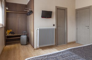 In-room safe, desk, blackout curtains, free WiFi